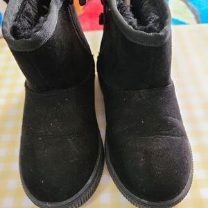 Size 12 Cat & Jack Sherpa Boots